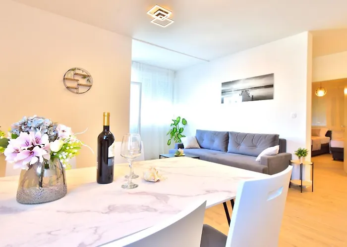 Apartment Maia Split