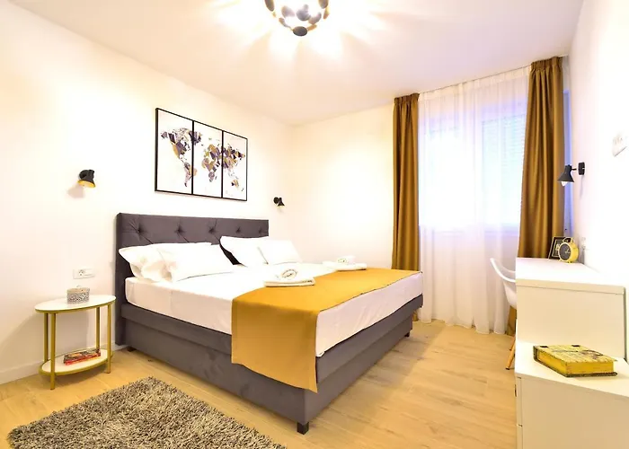 Maia Apartment *