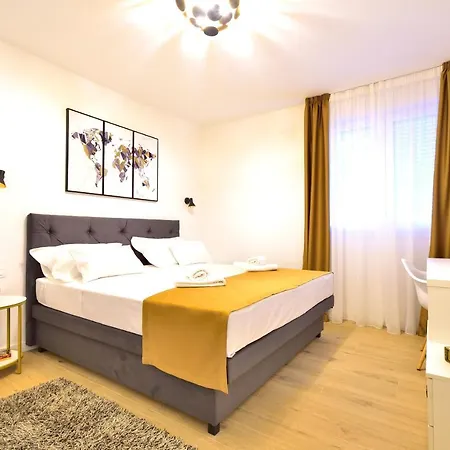 Maia Apartment *